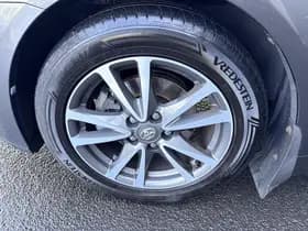 Toyota Avensis thumbnail 39