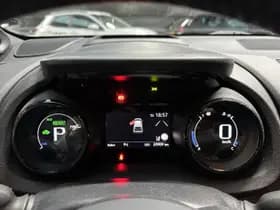 Toyota Yaris thumbnail 5