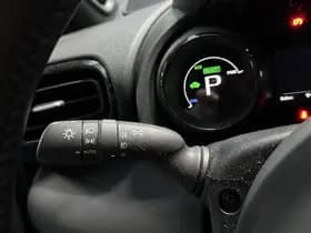 Toyota Yaris thumbnail 6