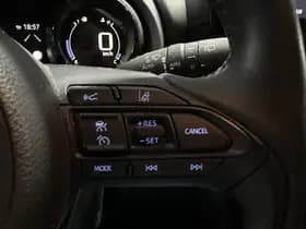 Toyota Yaris thumbnail 9