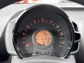 Toyota Aygo thumbnail 42