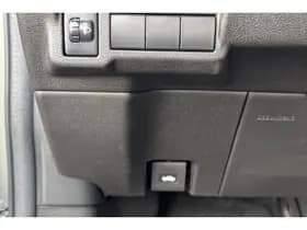 Toyota Urban-cruiser thumbnail 15