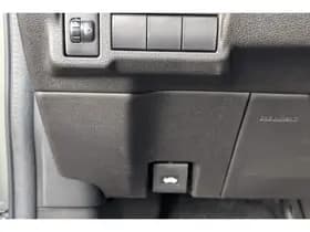 Toyota Urban-cruiser thumbnail 40