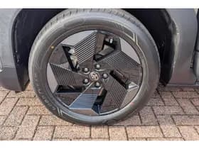 Toyota Urban-cruiser thumbnail 6