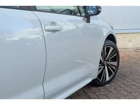 Toyota Corolla thumbnail 7