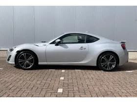 Toyota Gt86 thumbnail 4