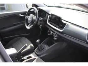 Kia Stonic thumbnail 13