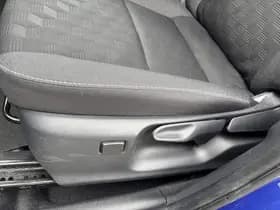 Toyota Yaris thumbnail 42