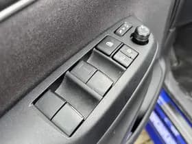 Toyota Yaris thumbnail 47