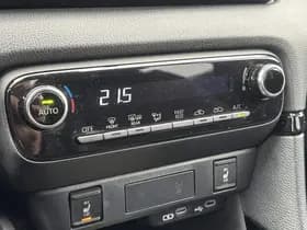 Toyota Yaris thumbnail 58