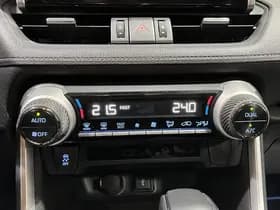 Toyota Rav4 thumbnail 38