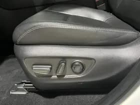 Toyota Rav4 thumbnail 39