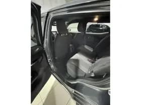 Toyota Urban-cruiser thumbnail 7