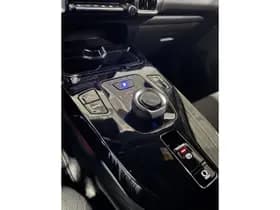 Toyota Urban-cruiser thumbnail 8