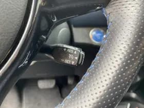 Toyota Yaris thumbnail 31