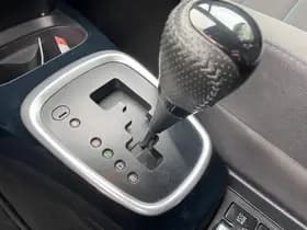 Toyota Yaris thumbnail 38