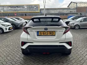Toyota C-hr thumbnail 12