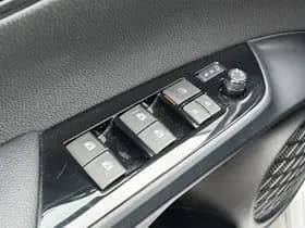 Toyota Prius thumbnail 40