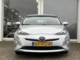 Toyota Prius thumbnail 48