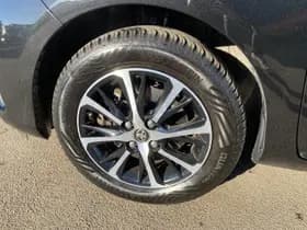 Toyota Yaris thumbnail 17