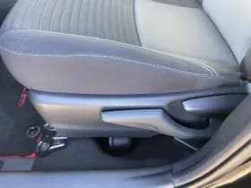 Toyota Yaris thumbnail 22