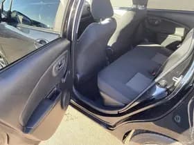 Toyota Yaris thumbnail 99