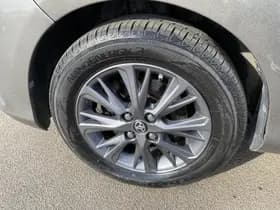 Toyota Yaris thumbnail 16