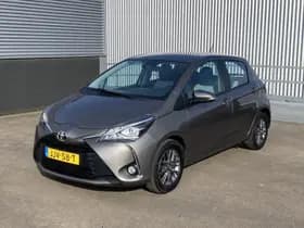 Toyota Yaris thumbnail 3
