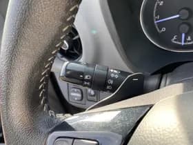 Toyota Yaris thumbnail 26