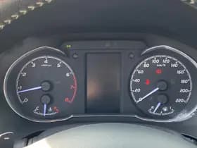 Toyota Yaris thumbnail 31