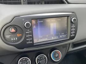 Toyota Yaris thumbnail 46