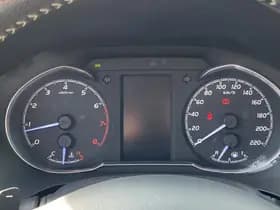 Toyota Yaris thumbnail 82