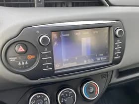 Toyota Yaris thumbnail 97