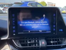 Toyota C-hr thumbnail 15