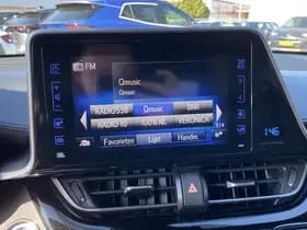 Toyota C-hr thumbnail 42