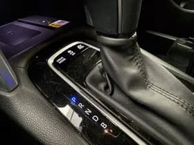 Toyota Corolla-cross thumbnail 44