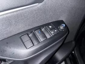 Toyota Yaris-cross thumbnail 22