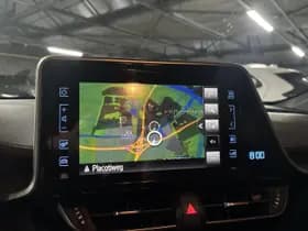 Toyota C-hr thumbnail 12