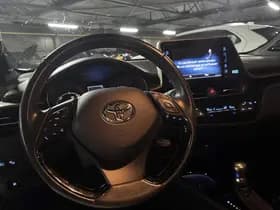 Toyota C-hr thumbnail 30