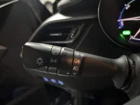 Toyota C-hr thumbnail 36