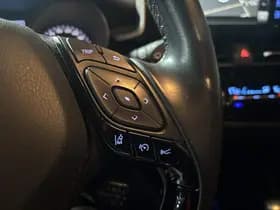 Toyota C-hr thumbnail 38