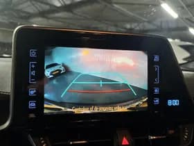 Toyota C-hr thumbnail 9