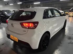 Kia Rio thumbnail 20