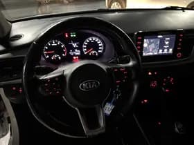 Kia Rio thumbnail 32
