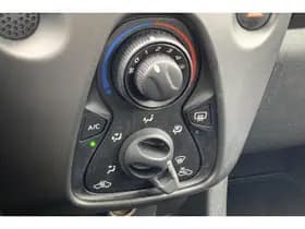 Toyota Aygo thumbnail 15