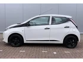 Toyota Aygo thumbnail 24