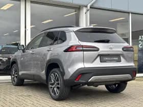 Toyota Corolla-cross thumbnail 11