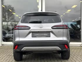 Toyota Corolla-cross thumbnail 12