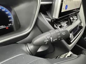 Toyota Corolla-cross thumbnail 20