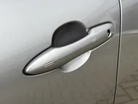 Toyota Corolla-cross thumbnail 27